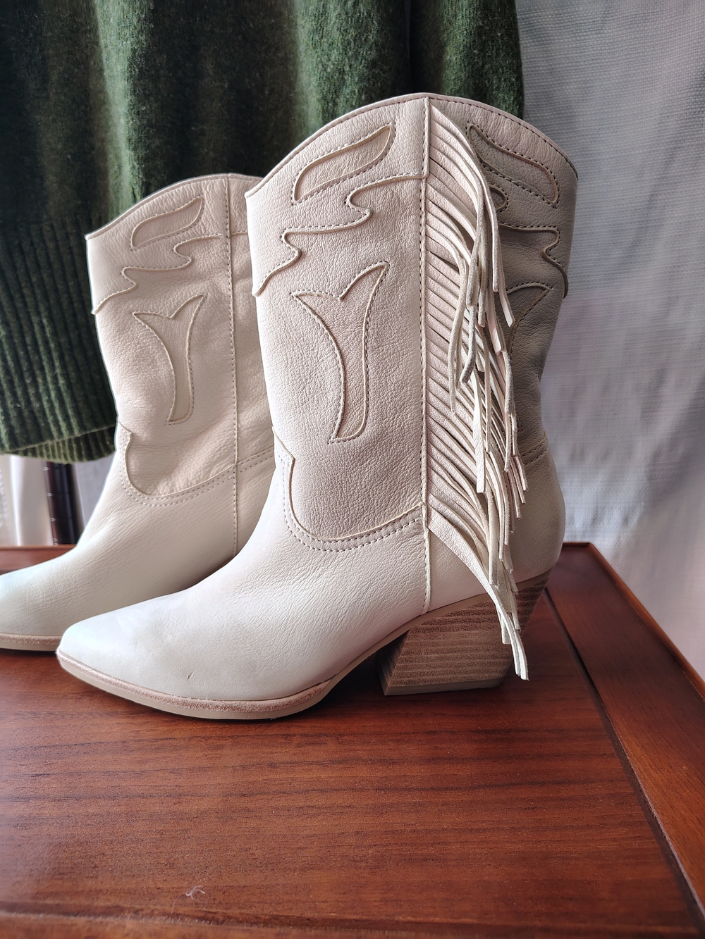 Dolce Vita Cream Fringe Western Boots 8.5